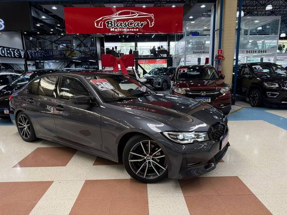 BMW 320i 2.0 16V TURBO GASOLINA SPORT GP AUTOMÁTICO BMW 320i 2.0 16V TURBO GASOLINA SPORT GP AUTOMÁTICO